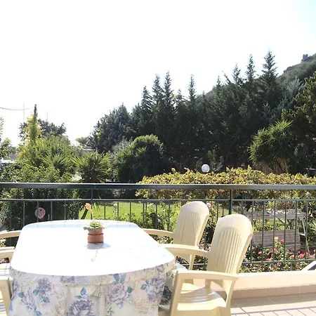 Odyssia Apartment *