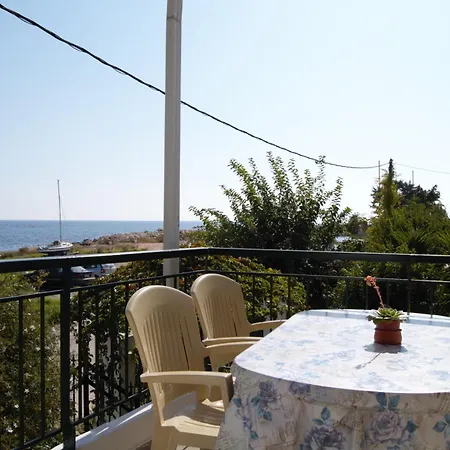 Odyssia Apartment *