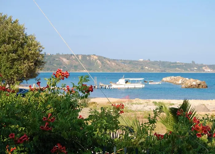 Odyssia Διαμέρισμα Κατελειός